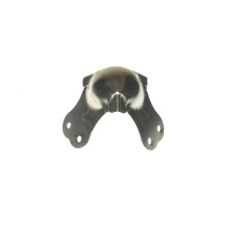 Srebrny narożnik metalowy 75 mm do kolumn głośnikowych z 6 otworami M4